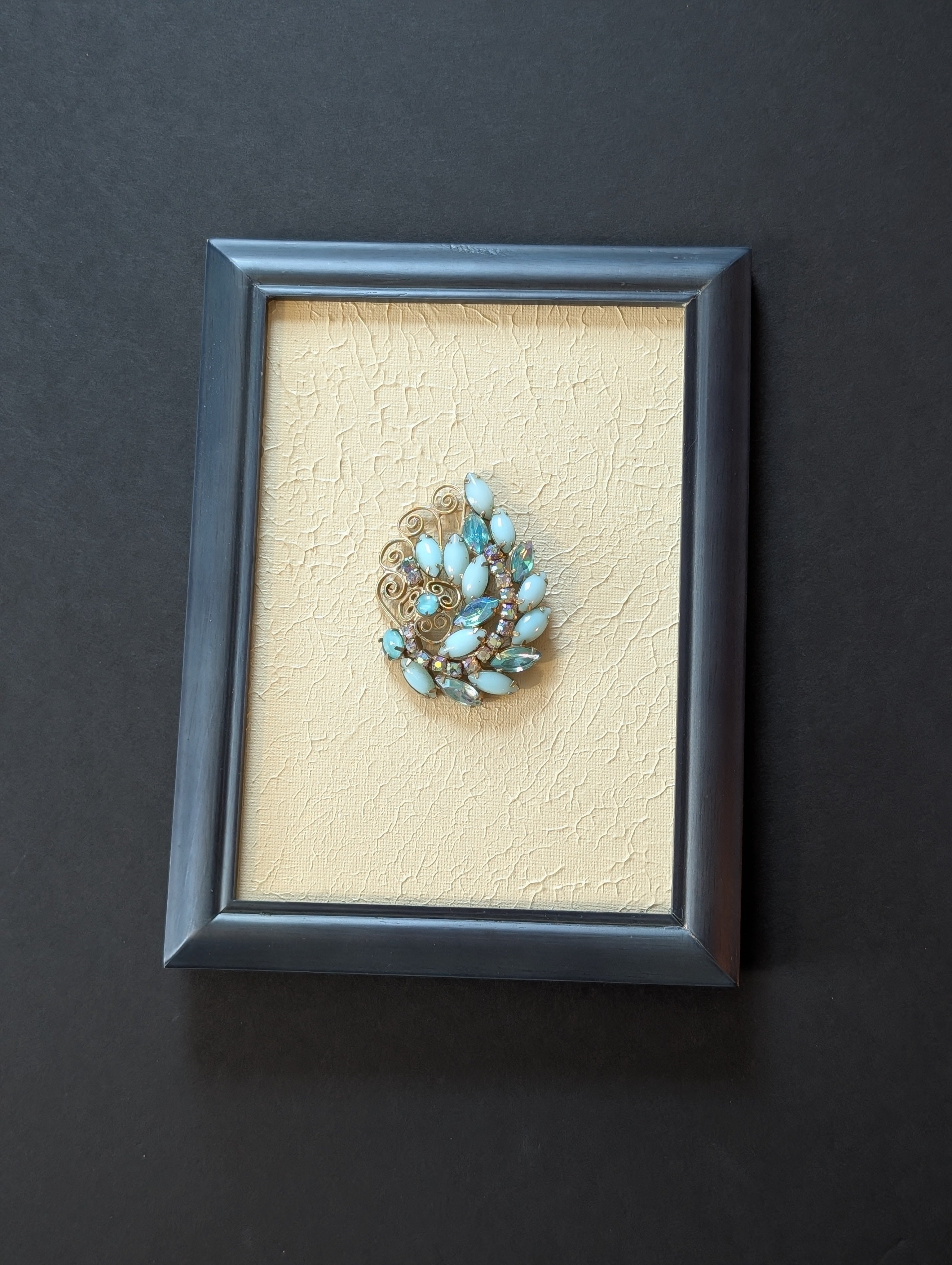 Brooch #6 (5 x 7 in)