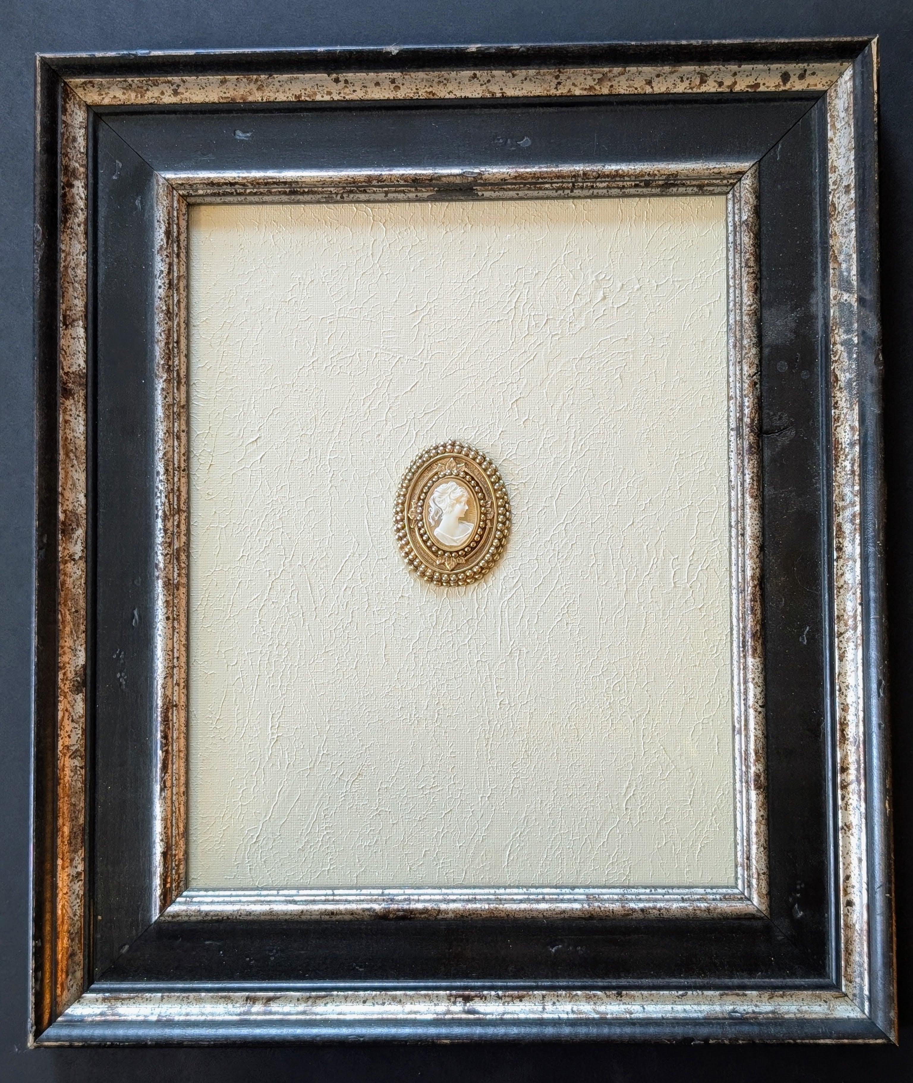 Brooch #13 (8 x 10 in)